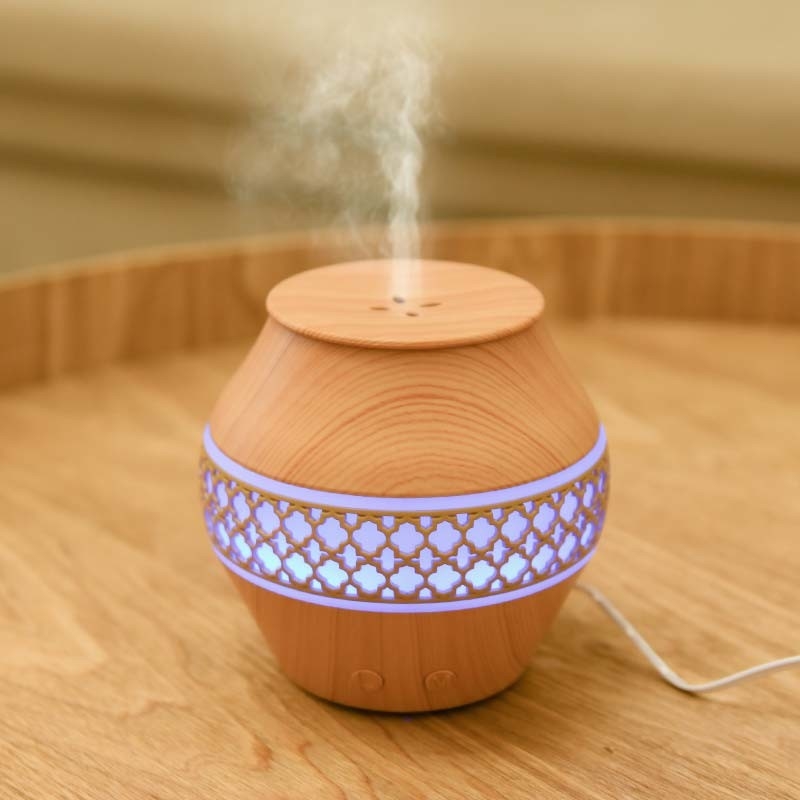 Humidificador de aire de niebla fría portátil de 120 ml para el hogar con luces LED Aroma Spray de aceite esencial Difusor de aroma